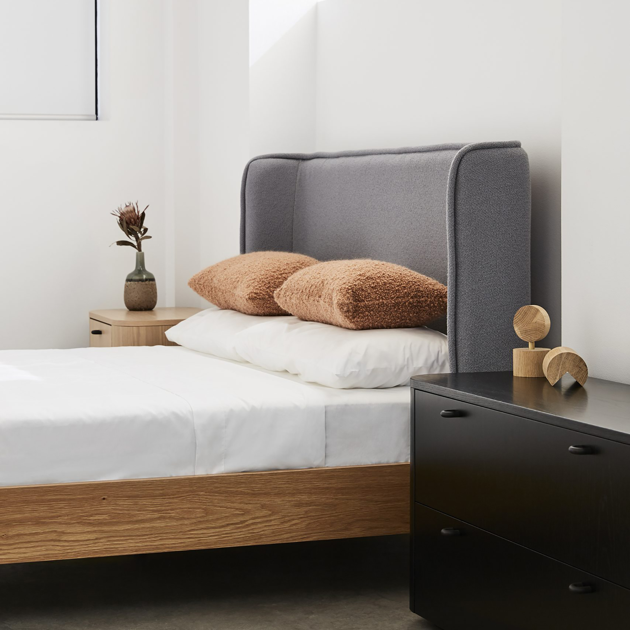 Orla Bed