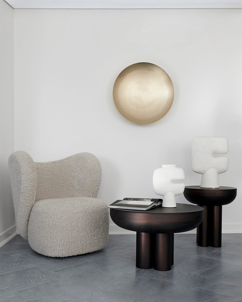 Crown Table