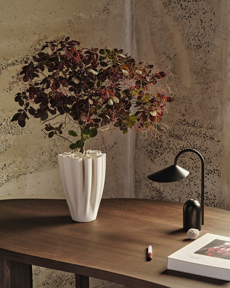 Tarn Desk